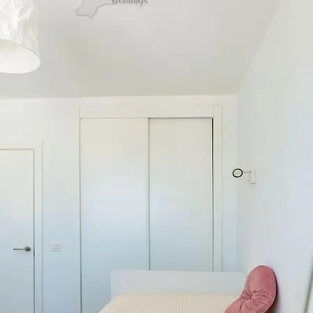 Апартаменты Buenavida Cozy Vv With Communal Pool And Air Con