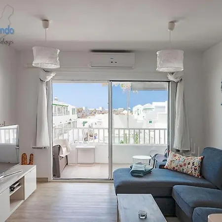 Buenavida Cozy Vv With Communal Pool And Air Con