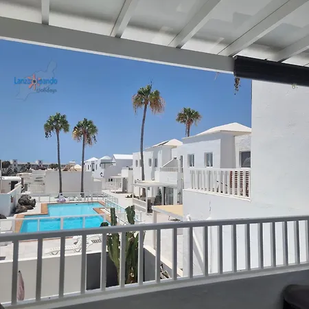 Buenavida Cozy Vv With Communal Pool And Air Con Costa Teguise