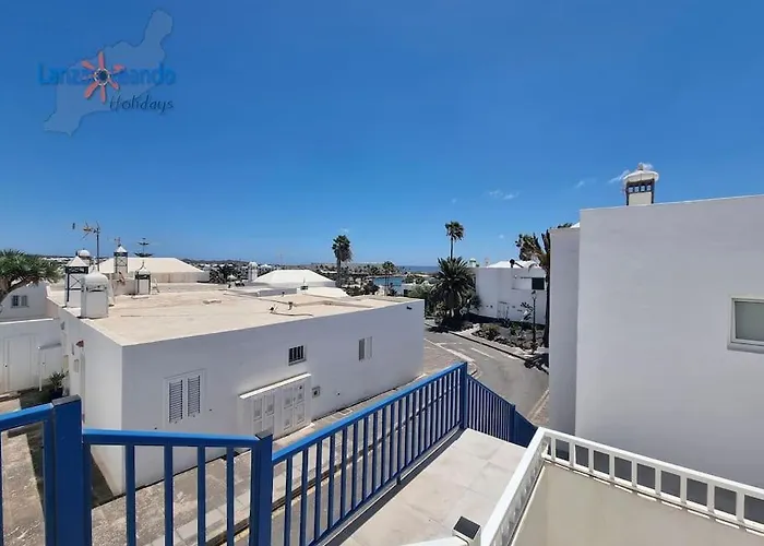 Buenavida Cozy Vv With Communal Pool And Air Con 公寓 *