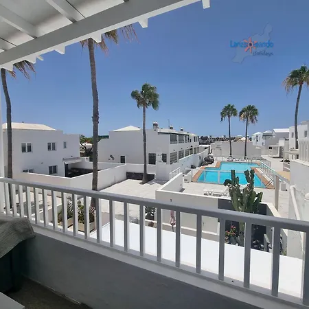 Buenavida Cozy Vv With Communal Pool And Air Con * Costa Teguise